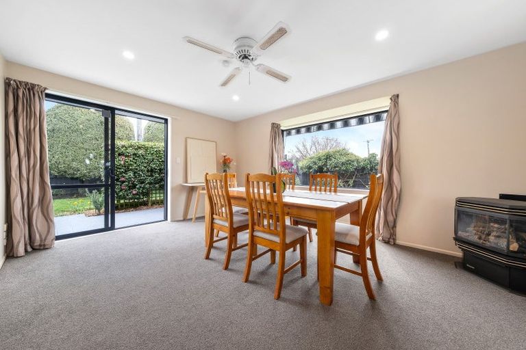 Photo of property in 4 Kennedys Bush Road, Halswell, Christchurch, 8025