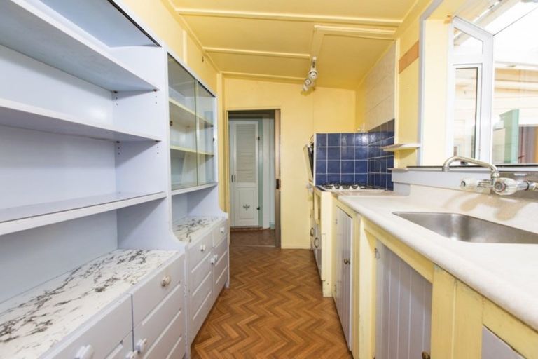 Photo of property in 30 Mill Road, Clive, 4102