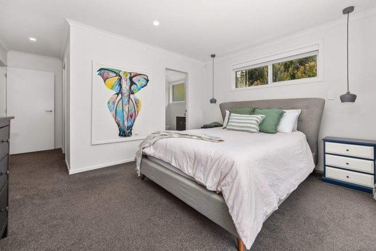 Photo of property in 35 Banks Boulevard, Whitby, Porirua, 5024