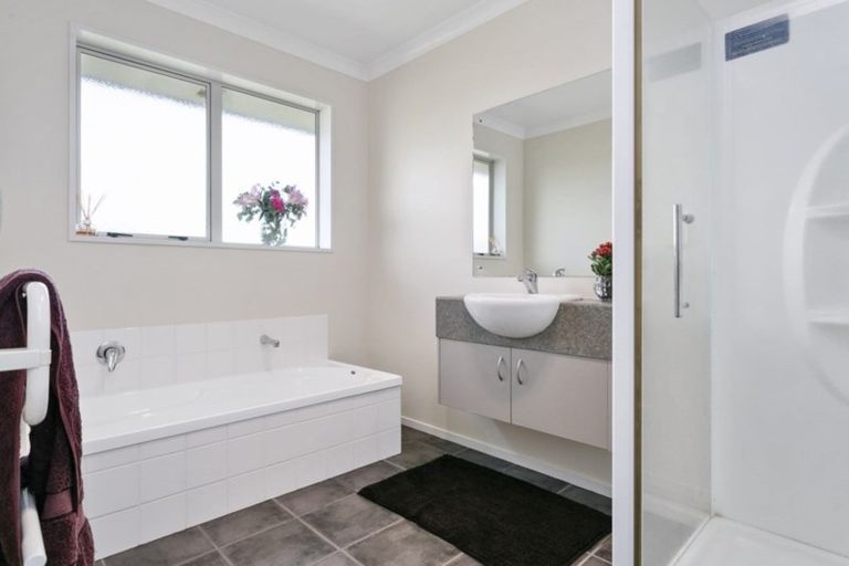 Photo of property in 12 Saffron Street, Cambridge, 3434