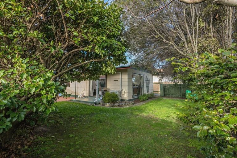 Photo of property in 19a Colonial Place, Kelvin Grove, Palmerston North, 4414