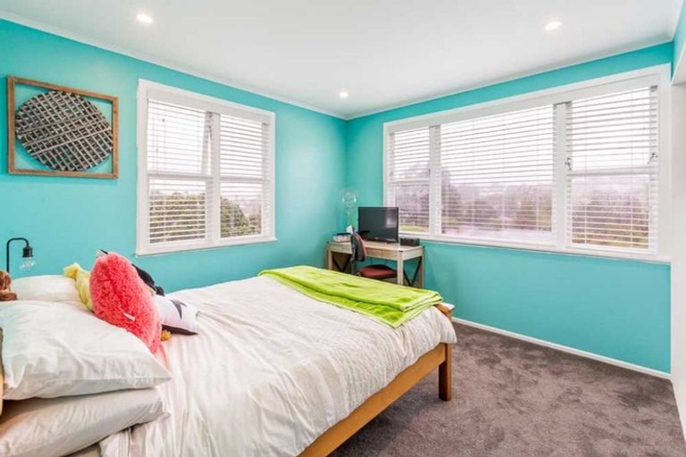 Photo of property in 23 Linwood Avenue, Forrest Hill, Auckland, 0620