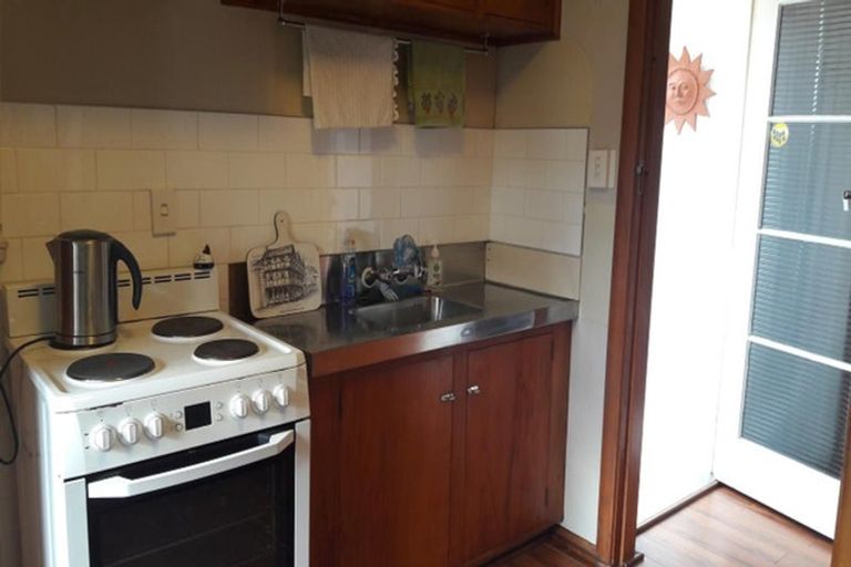 Photo of property in 121 Hamilton Avenue, Ilam, Christchurch, 8041