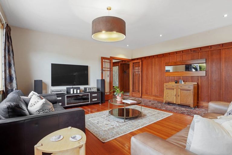 Photo of property in 222 Edgeware Road, Edgeware, Christchurch, 8013