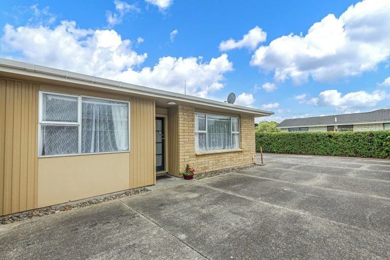 Photo of property in 5 Ada Street, Hokowhitu, Palmerston North, 4410