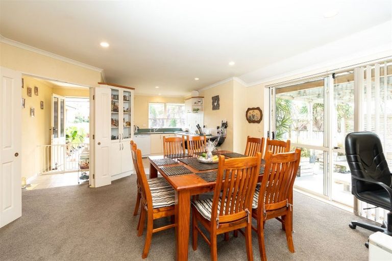 Photo of property in 19 Rochester Place, Nawton, Hamilton, 3200