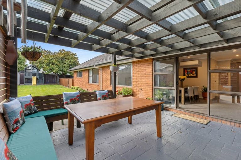Photo of property in 10 Fuchsia Place, Halswell, Christchurch, 8025
