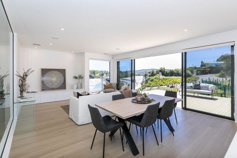 Photo of property in 5 Rangitahi Road, Raglan, 3225