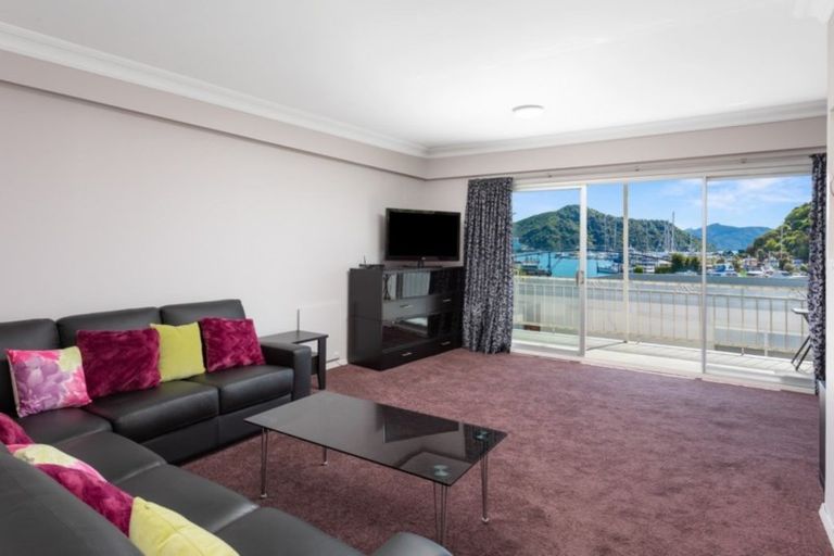 Photo of property in 1/29 Waikawa Road, Picton, 7220