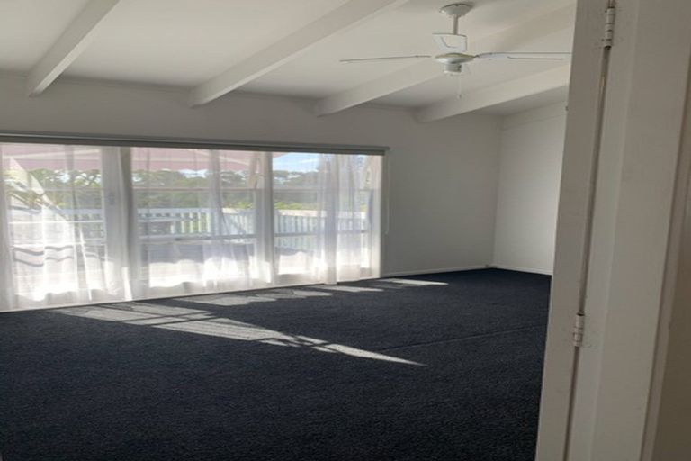 Photo of property in 368 Upper Harbour Drive, Greenhithe, Auckland, 0632