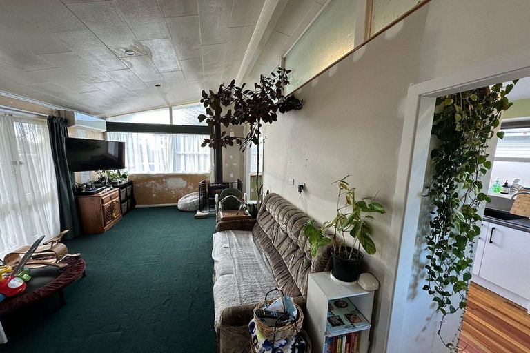 Photo of property in 49 Hume Street, Waitara, 4320