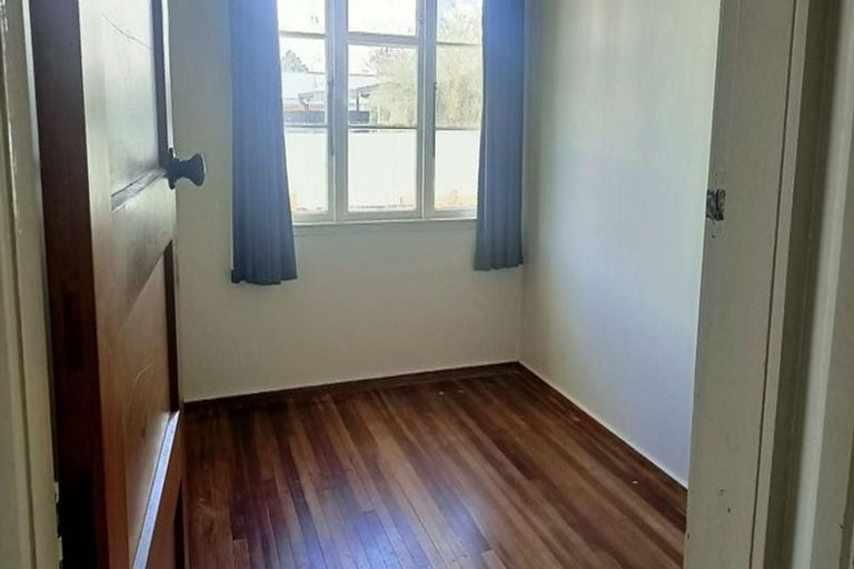 Photo of property in 10 Russell Street, Feilding, 4702