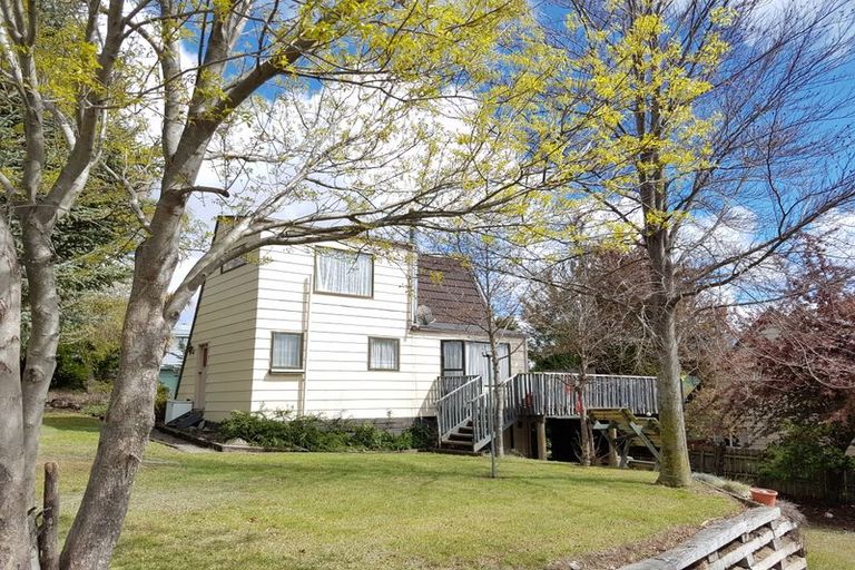 Photo of property in 5 Jeune Street, Lake Tekapo, 7999