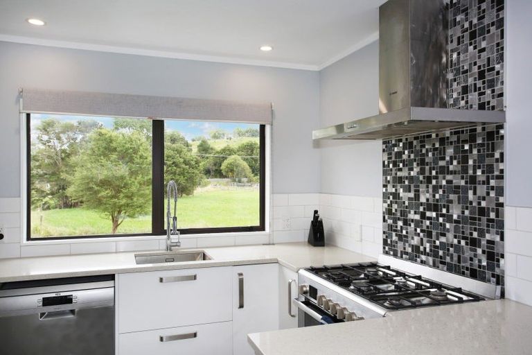 Photo of property in 1162 Churchill Road, Pukekawa, Tuakau, 2696