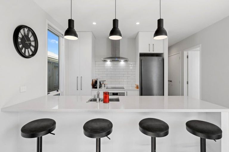 Photo of property in 5 Kotata Lane, Poike, Tauranga, 3112