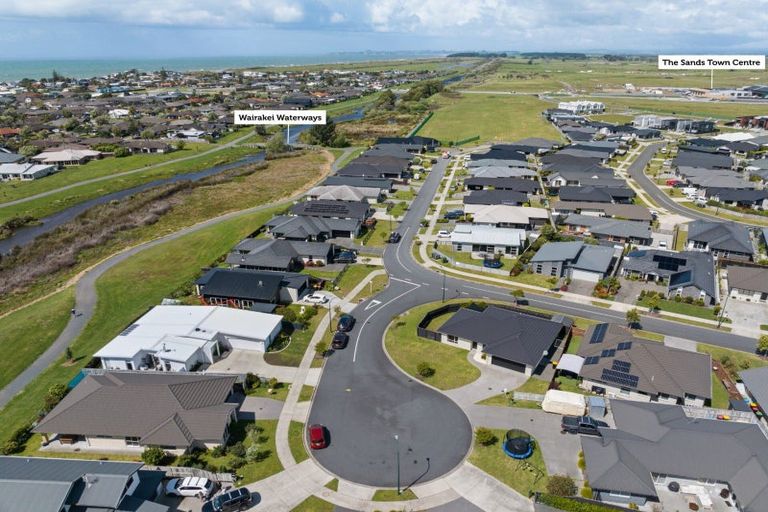 Photo of property in 1 Jeffs Way, Papamoa Beach, Papamoa, 3118