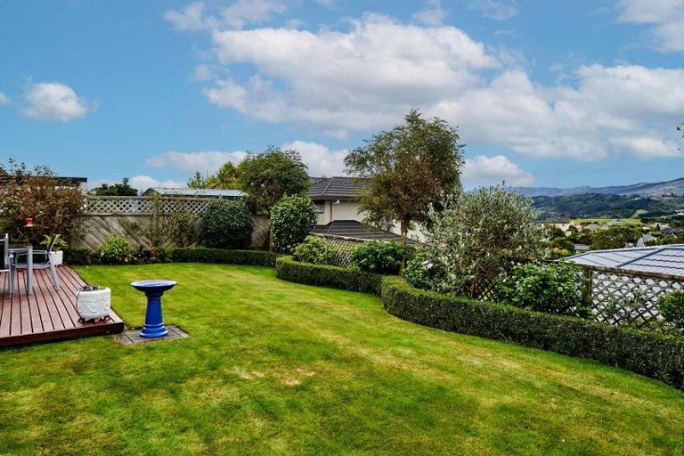 Photo of property in 19 Samwell Drive, Whitby, Porirua, 5024