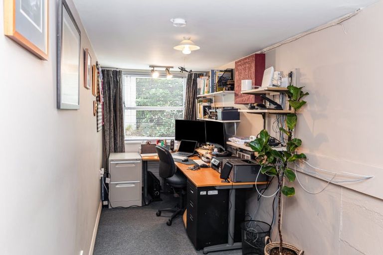 Photo of property in 90 Clyde Road, Ilam, Christchurch, 8041