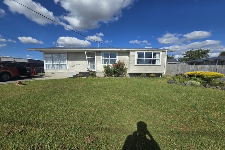 Photo of property in 100 Pipiroa Road, Ngatea, 3503