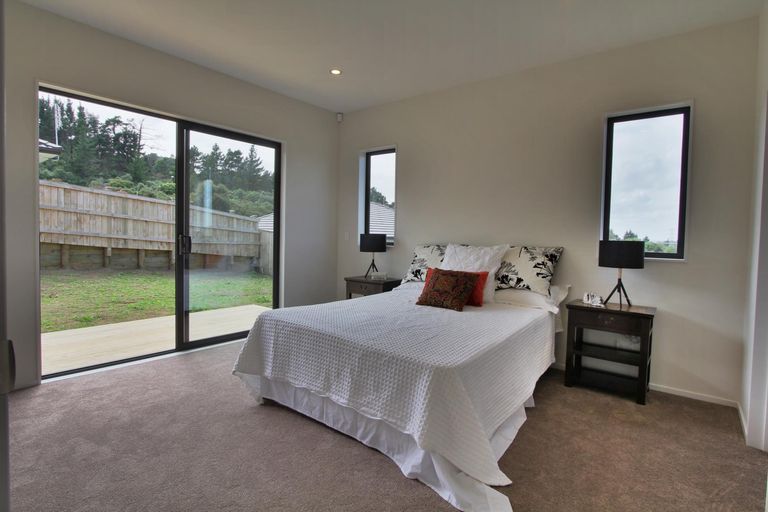 Photo of property in 11 Kirklee Lane, Pokeno, 2402