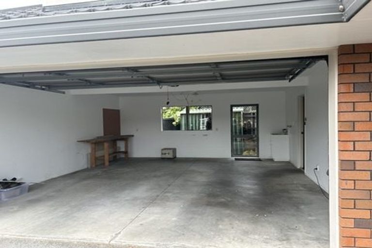 Photo of property in 3/8 Solana Court, Botany Downs, Auckland, 2010