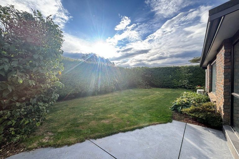 Photo of property in 2 Mapledale Place, Halswell, Christchurch, 8025
