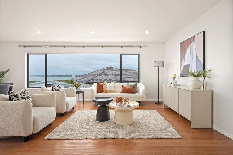 Photo of property in 20 Bannings Way, Hobsonville, Auckland, 0618