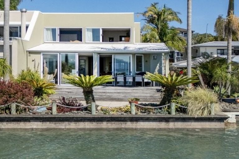 Photo of property in 5a Sixth Avenue, Tauranga, 3110