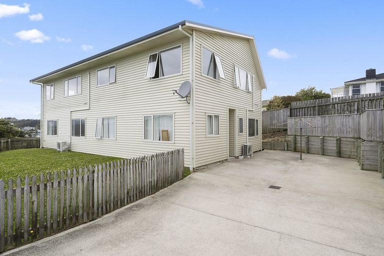 Photo of property in 28a Matatiro Street, Titahi Bay, Porirua, 5022