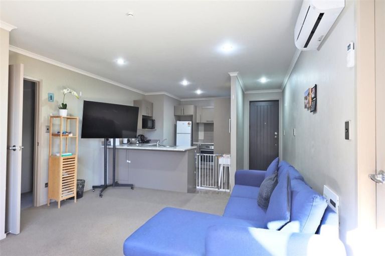 Photo of property in 1/31 Jones Crescent, Melville, Hamilton, 3206