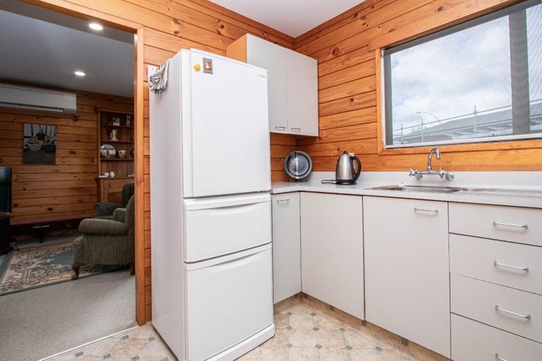 Photo of property in 1 Beadle Place, St Andrews, Hamilton, 3200