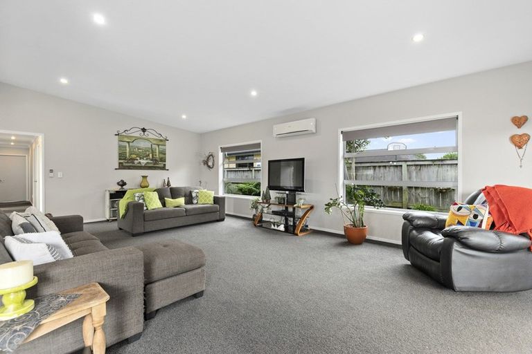 Photo of property in 17 Allendale Place, Morrinsville, 3300