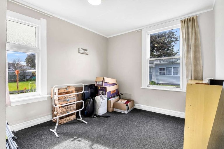 Photo of property in 16 Bignell Street, Gonville, Whanganui, 4501