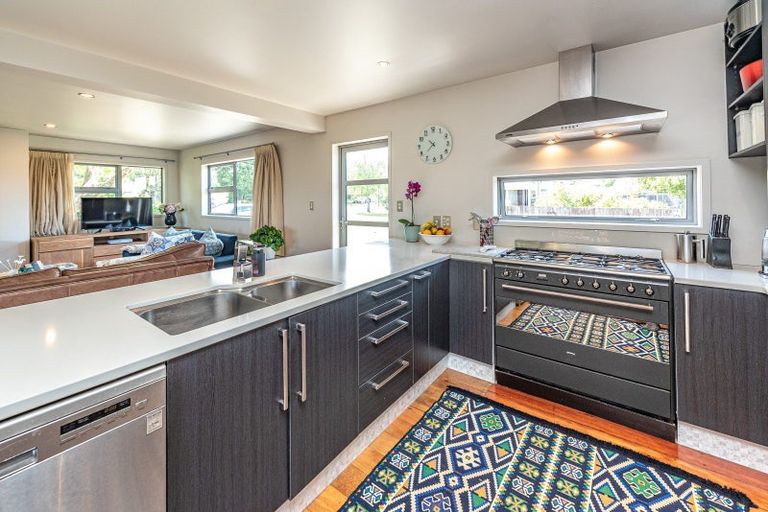 Photo of property in 27 Kent Road, Saint Johns Hill, Whanganui, 4501