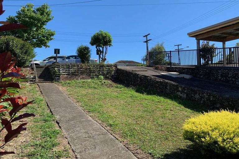 Photo of property in 21 Hill Road, Hillpark, Auckland, 2102