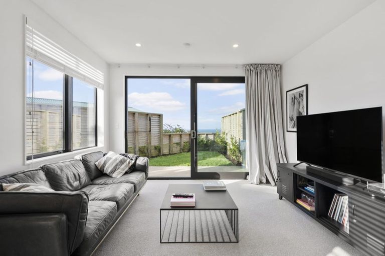 Photo of property in 4/52 High Street, Island Bay, Wellington, 6023