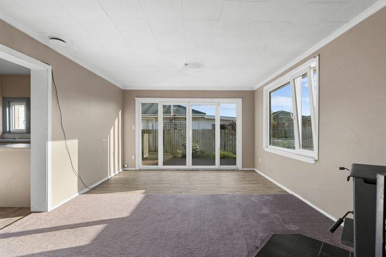 Photo of property in 316 Waterloo Road, Islington, Christchurch, 8042
