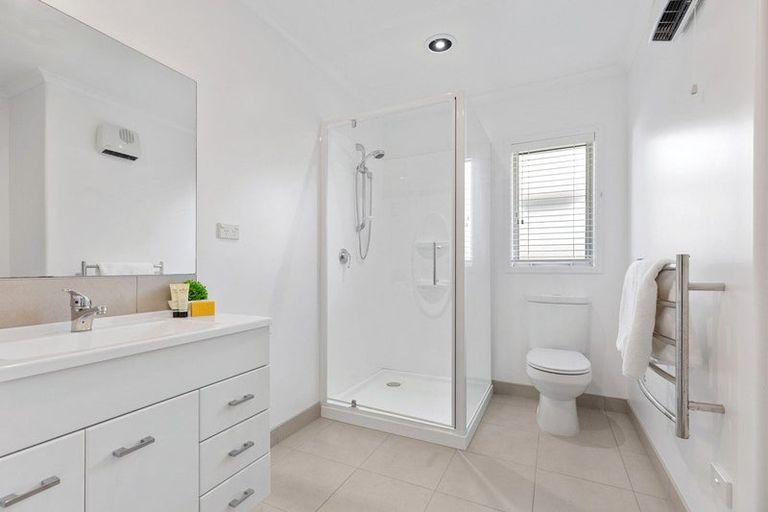 Photo of property in 39 Bridgewater Way, Pyes Pa, Tauranga, 3112