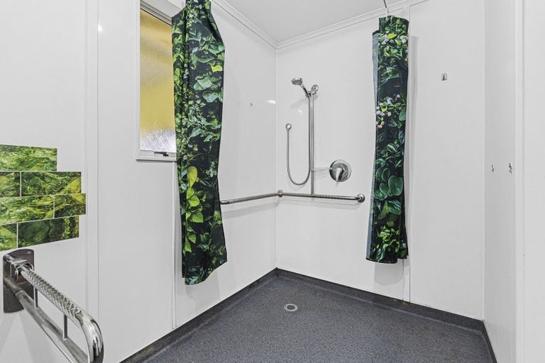 Photo of property in 82 Strange Street, Waitara, 4320