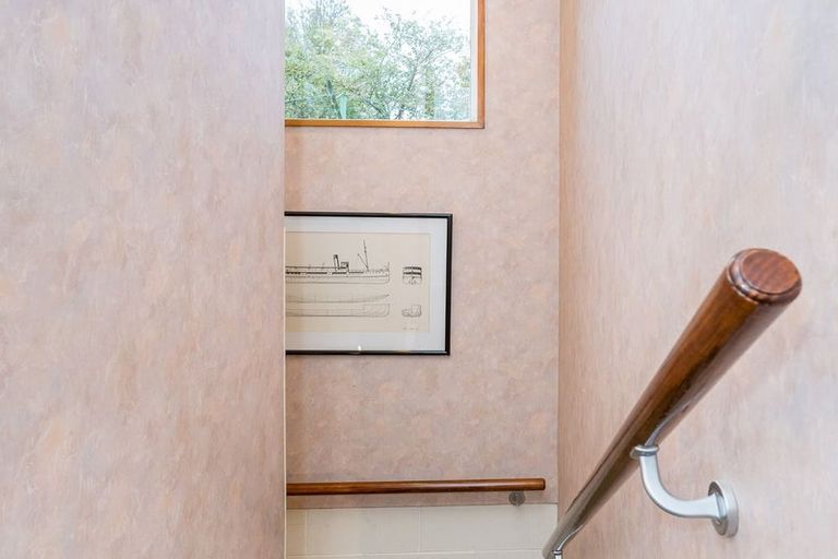 Photo of property in 14 Brough Street, Palmerston, 9430