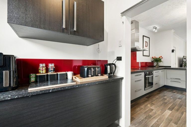 Photo of property in 1/223 Queens Drive, Windsor, Invercargill, 9810