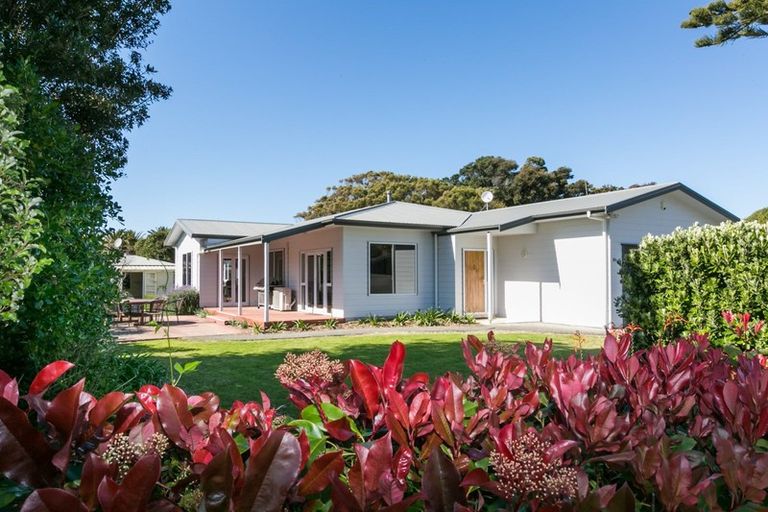 Photo of property in 31 Airini Road, Waimarama, Havelock North, 4294