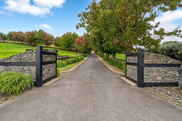 Photo of property in 1468 Alfriston Road, Alfriston, Manurewa, 2576