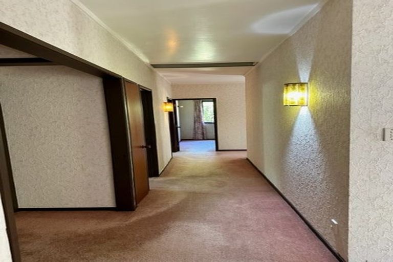 Photo of property in 6 Matanui Street, Northcote, Auckland, 0627