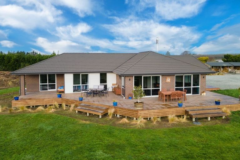 Photo of property in 188 Orakipaoa Island Road, Milford, Temuka, 7986