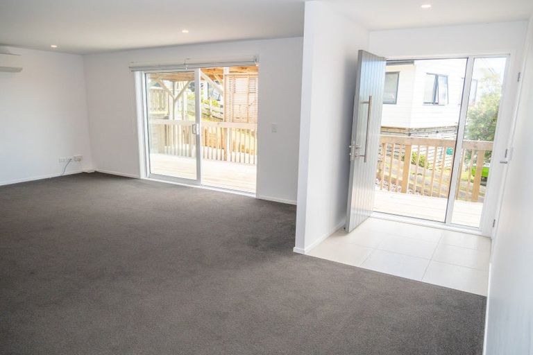 Photo of property in 3 Frangipani Street, Cable Bay, 0420