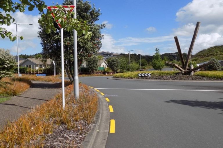 Photo of property in 18 Riverbasin Lane, Pyes Pa, Tauranga, 3112