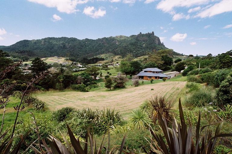Photo of property in 18a Reotahi Road, Whangarei Heads, Whangarei, 0174