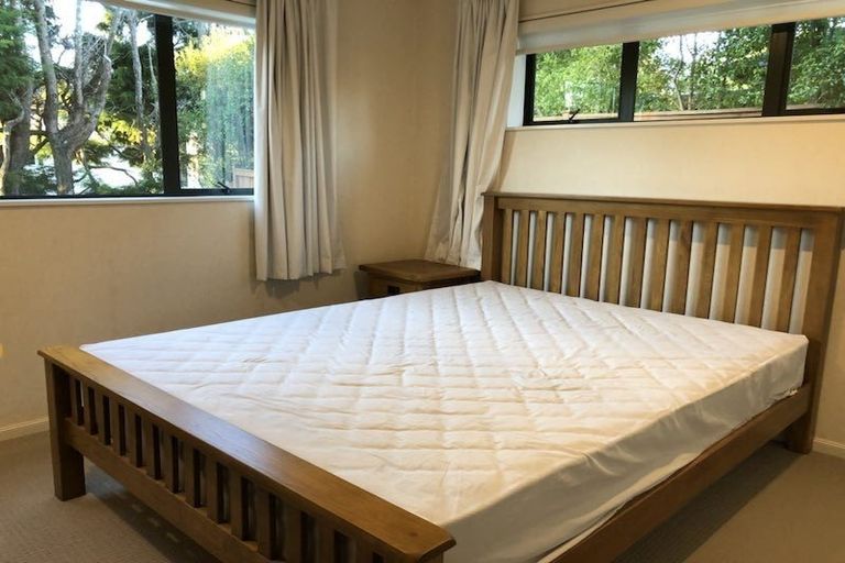 Photo of property in 41 Laurel Oak Drive, Schnapper Rock, Auckland, 0632