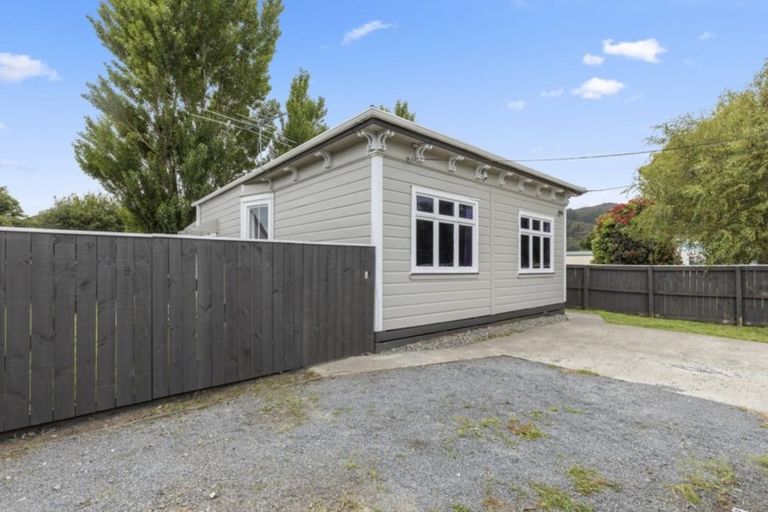 Photo of property in 57 Rata Street, Naenae, Lower Hutt, 5011